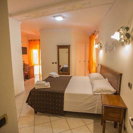 Hotel De Monti Ρώμη Εξωτερικό φωτογραφία
