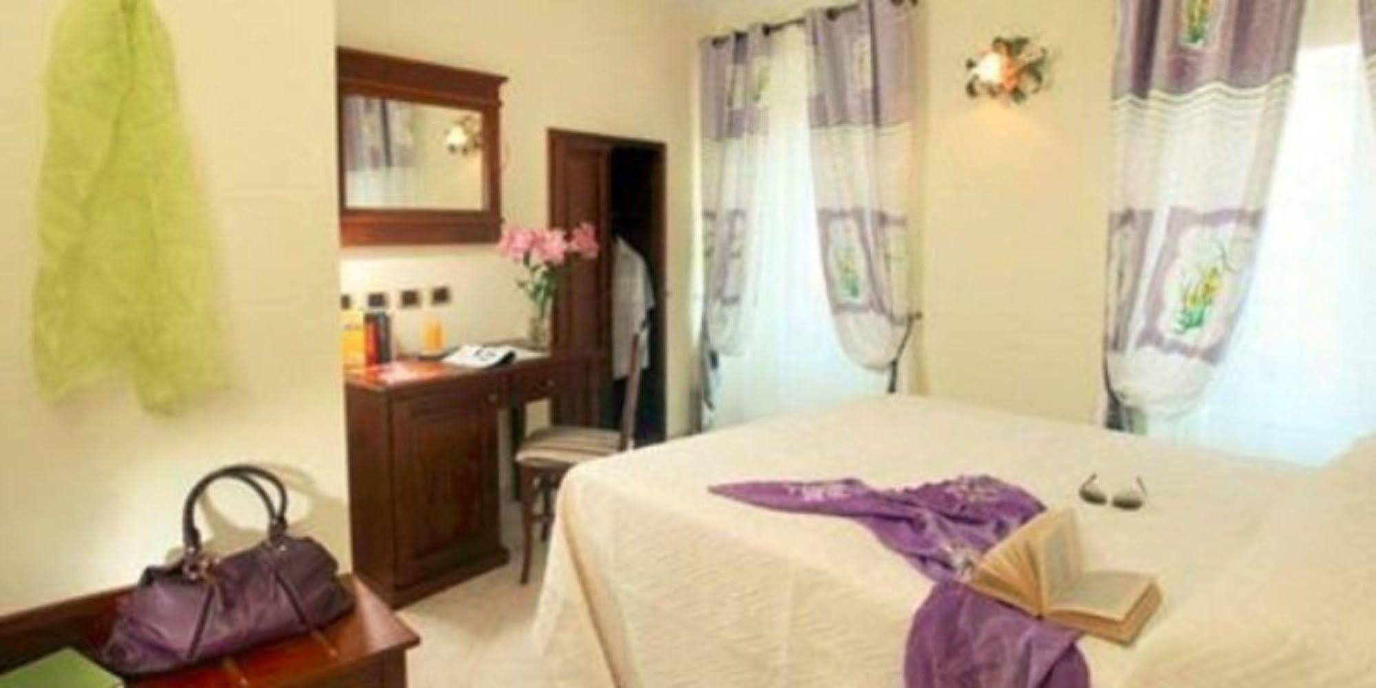 Hotel De Monti Ρώμη Εξωτερικό φωτογραφία