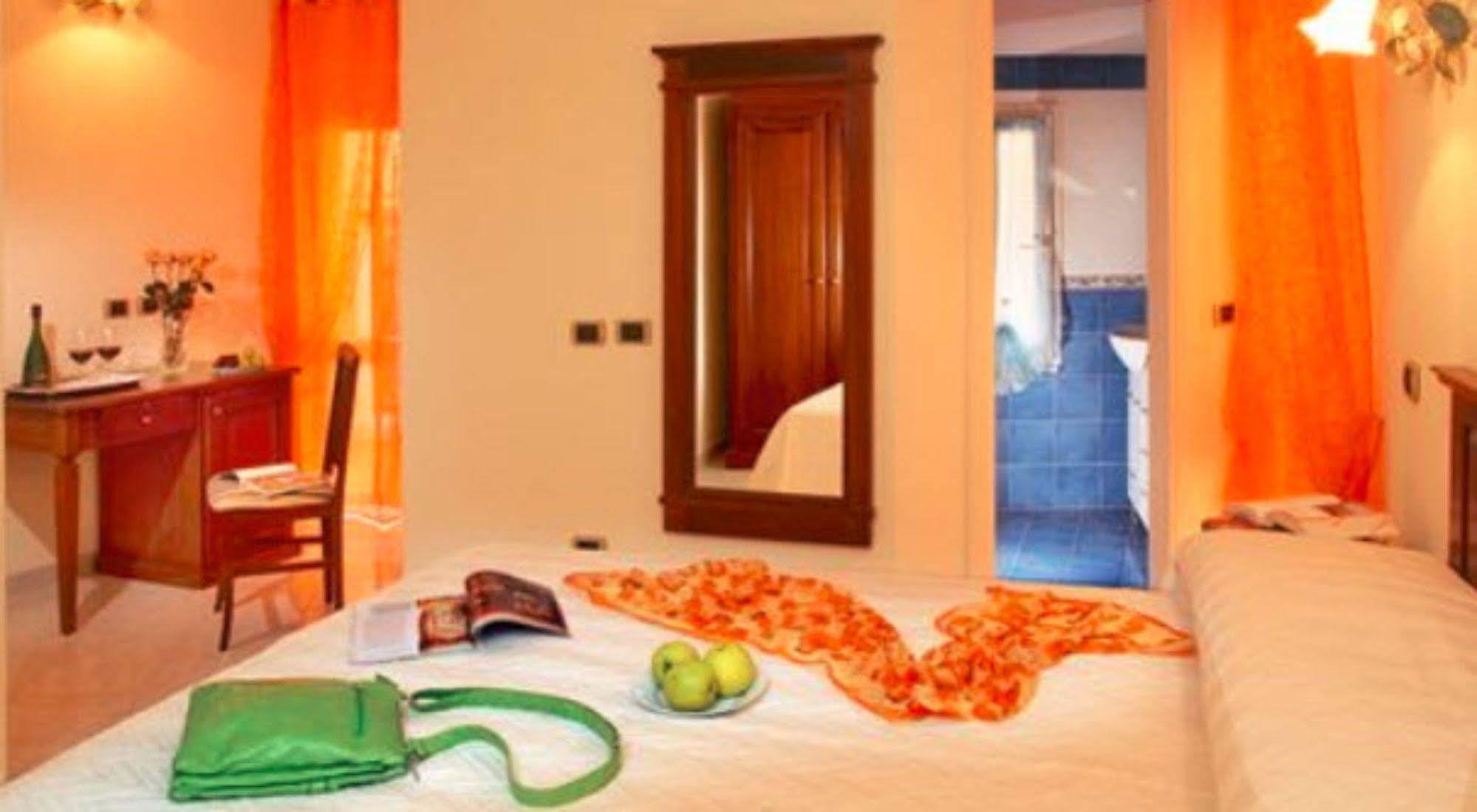 Hotel De Monti Ρώμη Εξωτερικό φωτογραφία
